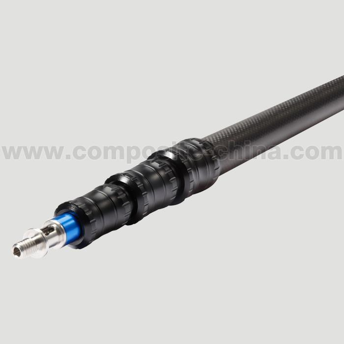 Mikrofoni puomi pole